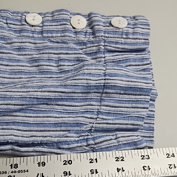 Casual Lagenlook Denim Blue Striped Linen Cropped Pants with Button Accents - Picture 5 of 11